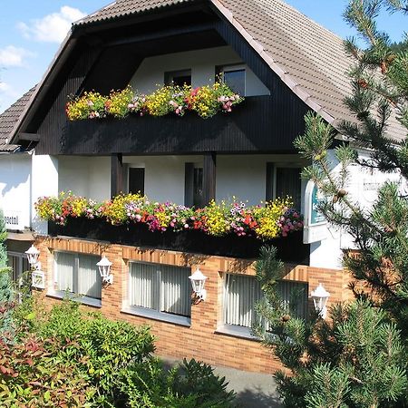 Hotel Restaurant Gunsetal Bad Berleburg Exterior photo