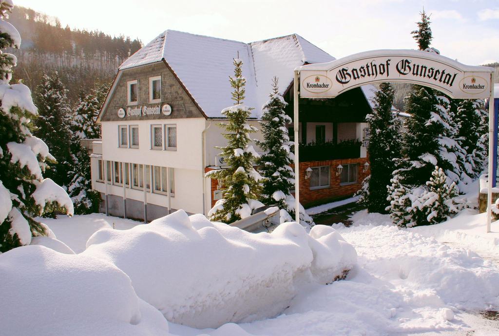 Hotel Restaurant Gunsetal Bad Berleburg Exterior photo