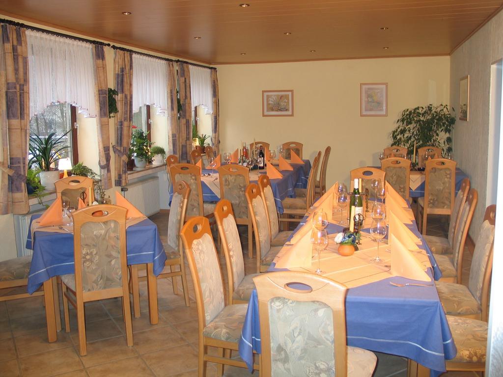 Hotel Restaurant Gunsetal Bad Berleburg Exterior photo